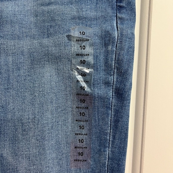 NEW‎ NWT women’s jeans 10/30 regular high rise stretch AEO American eagle - Picture 3 of 8
